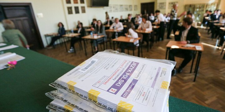 Maturzyści pisali o nadziei w trudnych czasach lub o wp-50105