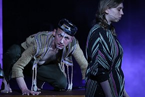 Warszawa: &quot;The Wall&quot; w Teatrze Dramatycznym - opowieść o murach, które d-50295