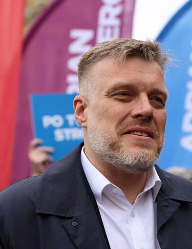 Zandberg: celem rozwoju gospodarczego jest to, by korzystali z niego wszyscy-50441