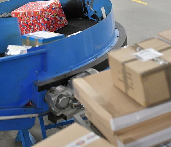 Badanie: ponad połowa Polaków czuje winę z powodu ilości plastiku w zakupach onlin-50865