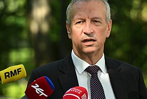 J. Dobrzyński: zatrzymani trzej 19-latkowie planowali zamachy terrorystyczne-52300