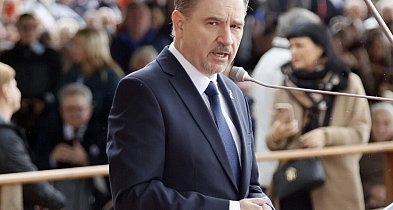 Szef NSZZ &quot;Solidarność&quot; krytycznie o rządowej propozycji podwyżki płacy -52418