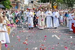 W Kościele katolickim w czwartek przypada uroczystość Bożego Ciała-52660