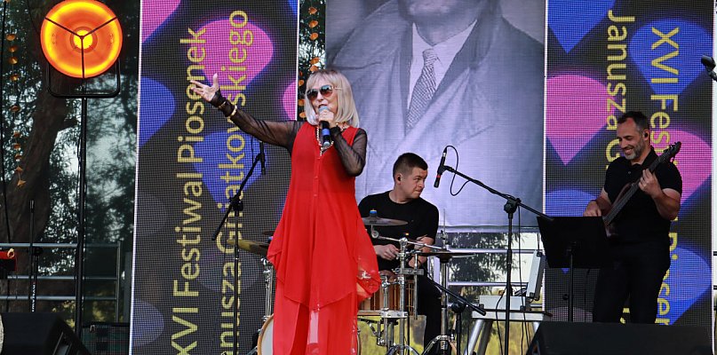  Muzyczna podróż przez czas – festiwal tradycji i wspomnień w Poraju - 52495