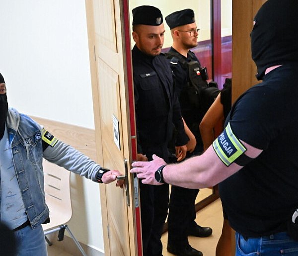 Sąd przedłużył areszt dla Sebastiana M.podejrzanego o spowodowanie wypadku na A1, -52700