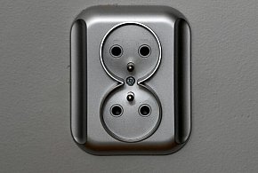 URE: 61 proc. Polaków spotkało się z oszustwem na rynku energii elektrycznej-52872