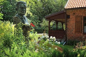 45 lat temu otwarto muzeum Konstantego Ildefonsa Gałczyńskiego w leśniczówce Prani-53123