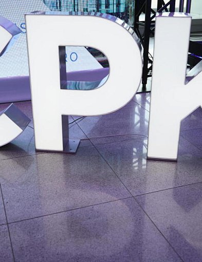Prognoza CPK: ponad 140 mln pasażerów kolei dalekobieżnej w 2050 r.-53372