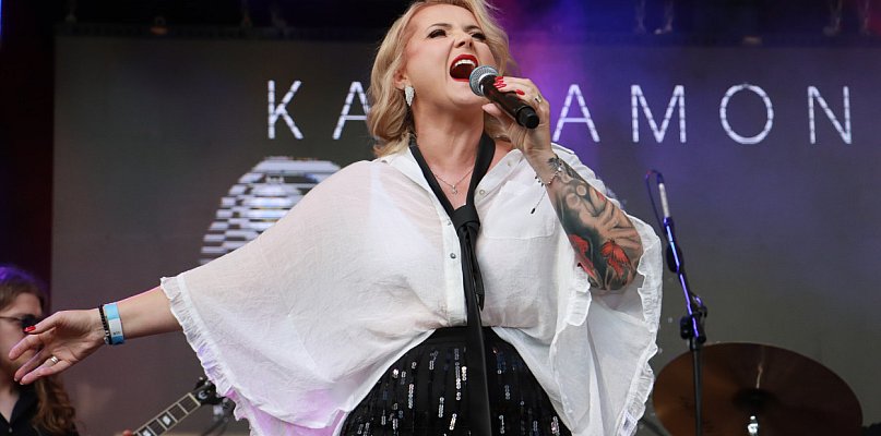 Fotorelacja V: 75 lat Miasta Myszkowa - Koncert zespołu Kardamon - 53550