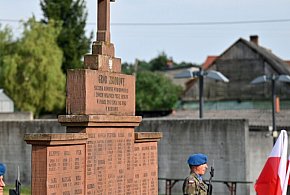Prezydent: z Michniowem miała zniknąć nie tylko wieś, lecz także prawda o jej męcz-53764