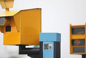 Fotoradary w I półroczu 2025 r. zarejestrowały ponad 324 tys. przekroczeń prędkośc-54001