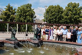 Fotorelacja: Umieszczenie w cokole pomnika Krystyna z Koziegłów kapsuły czasu-54184
