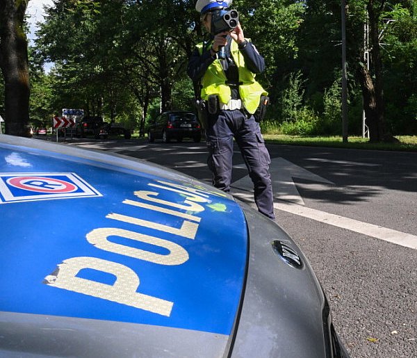 W czwartek policyjna akcja Prędkość, więcej patroli na drogach będzie też przez dł-55302