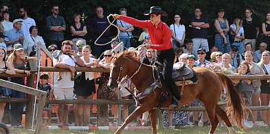Fotorelacja XXI: Kaskaderski pokaz jeździecki - Festiwal z Kopyta w Gniazdowie-55505