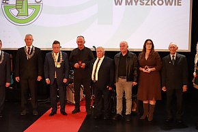 Fotorelacja I: Jubileusz 60-lecia CECH RZEMIOSŁ RÓŻNYCH MAŁEJ I ŚREDNIEJ PRZEDSIĘBIORCZOŚCI w Myszkowie-923