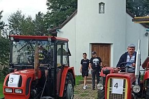 Zlot Ciągników i Samoróbek z Jaroszowa z nagrodą za Najlepsze Przedsięwzięcie Odnowy Wsi!-958