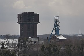 Pięcioletnie urlopy i nawet 170 tys. zł odprawy. Zmiany dla dużej grupy-56823