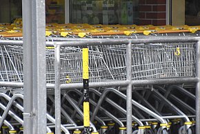 Czy 1 listopada zrobisz zakupy? Ten weekend zaskoczy wielu klientów-59066