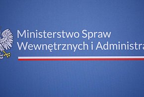11 listopada w Warszawie zakaz noszenia broni wprowadził szef MSWiA-59340