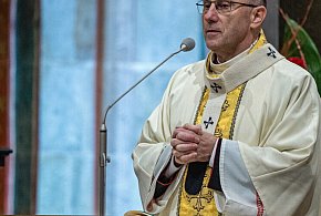 Prymas: Bóg stał się człowiekiem, byśmy mogli być z Nim i być choć trochę do Niego-61618