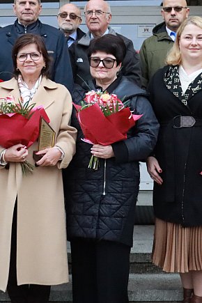 Fotorelacja: Odsłonięcie tablicy pamiątkowej oraz Biała Sobota w Poraju-977