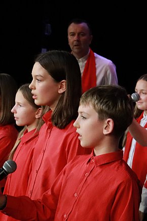 Fotorelacja I: XXVIII Wojewódzki Festiwal Pieśni Patriotycznej w Myszkowie-985
