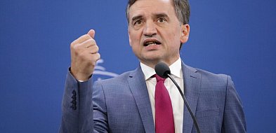 Sąd zgodził się na przymusowe doprowadzenie Ziobry na komisję ds. Pegasusa-56987