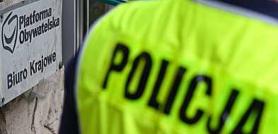Policja zatrzymała podejrzewanego o atak na siedzibę PO; w przeszłości mężczyzna g-58470