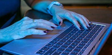 Oszustwa telefoniczne w Polsce kwitną. Jak rozpoznać podejrzany numer (MediaRoom)