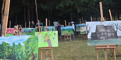 Wystawa plenerowa obrazów z projektu „Kultura na wyciągnięcie ręki”-58398
