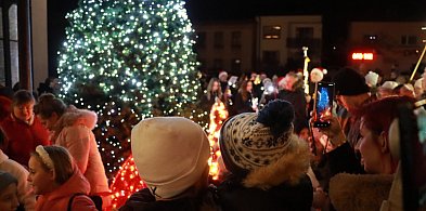 Magiczny początek Jarmarku Bożonarodzeniowego w Myszkowie – relacja z piątku-60795