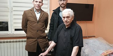 „Paczka dla Kombatanta” – pamięć, wdzięczność i spotkania, które poruszają serca-61255