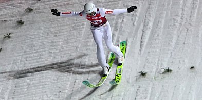 PŚ w skokach - Tomasiak piąty w Wiśle, wygrał Słoweniec Prevc-60812