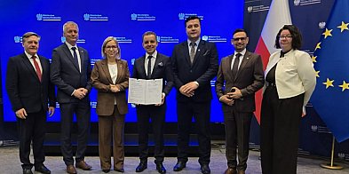 10 mln zł - instalacje OZE, pompa ciepła, farma fotowol-61182