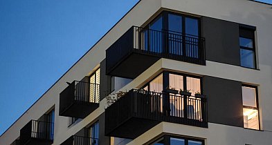 Raport: z pośrednictwa platformy Airbnb w Polsce w 2024 r. skorzystało 1,8 mln goś-58002