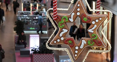 Związki zawodowe: pracownicy handlu muszą odpracować wolną Wigilię; Pracodawcy: je-61454