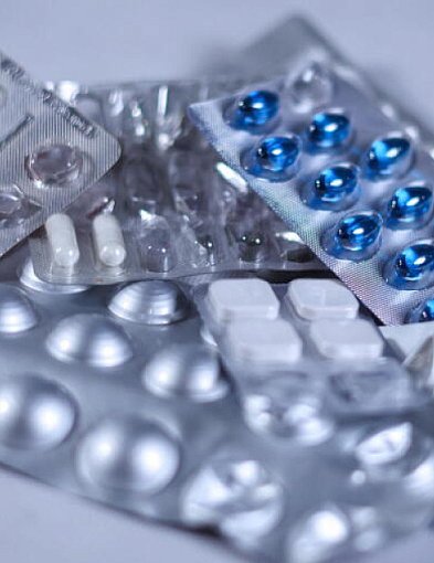 Farmaceutka: nie lekceważmy ryzyka związanego z popularnymi substancjami-56860
