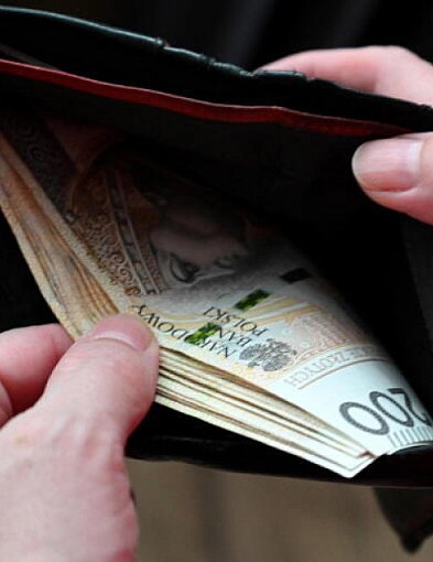 Od 1 stycznia 2026 r. minimalne wynagrodzenie 4806 zł; rozporządzenie w Dzienniku -56928