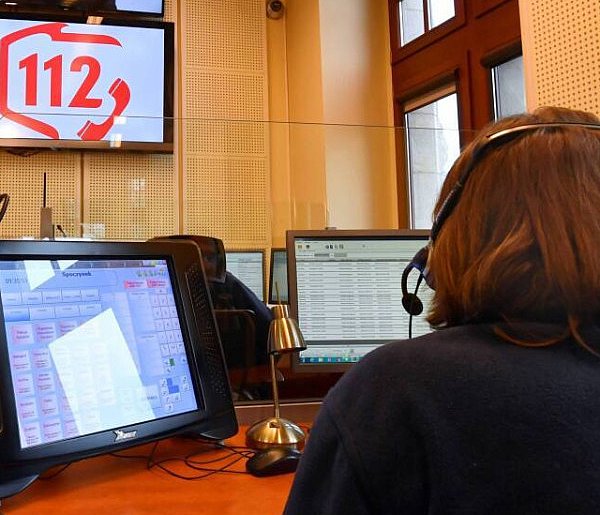 MSWiA: awaria numerów alarmowych została naprawiona-58222