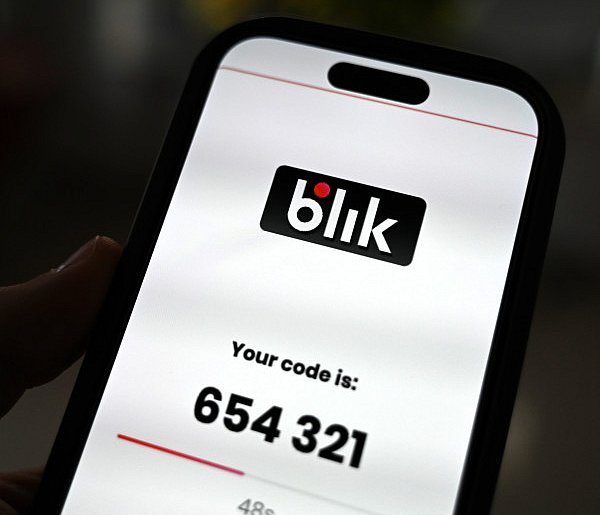 Codzienny przelew BLIK do znajomego? Skarbówka może to sprawdzać-59443