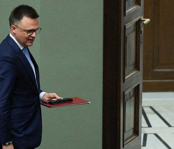 Szymon Hołownia podpisał rezygnację z funkcji marszałka Sejmu-59587