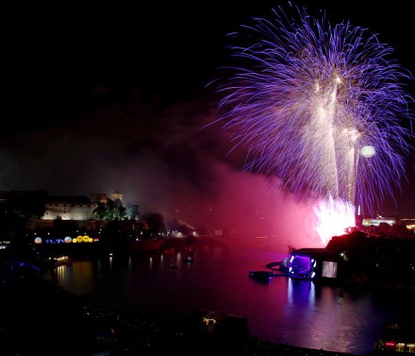 Kraków wprowadza całoroczny zakaz odpalania fajerwerków i petard-59903