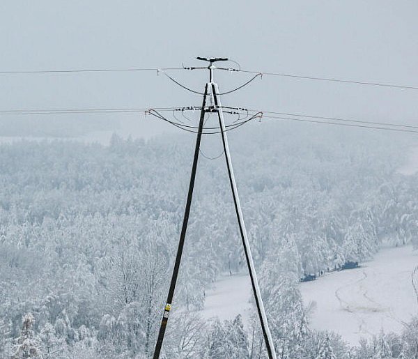 Ponad 1,5 tys. interwencji strażaków - powodem intensywne opady śniegu na południu-60030