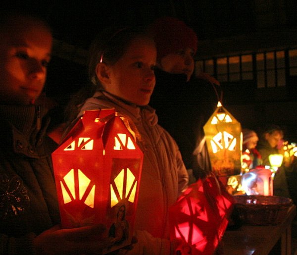 W niedzielę w Kościele katolickim rozpoczyna się adwent-60415