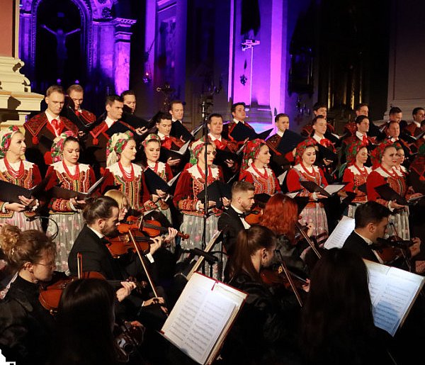 Fotorelacja: Koncert Zespół Pieśni i Tańca "Śląsk" w Koziegłówkach-60456