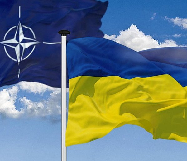 Premier Wielkiej Brytanii zwołuje pilne spotkanie liderów-60843