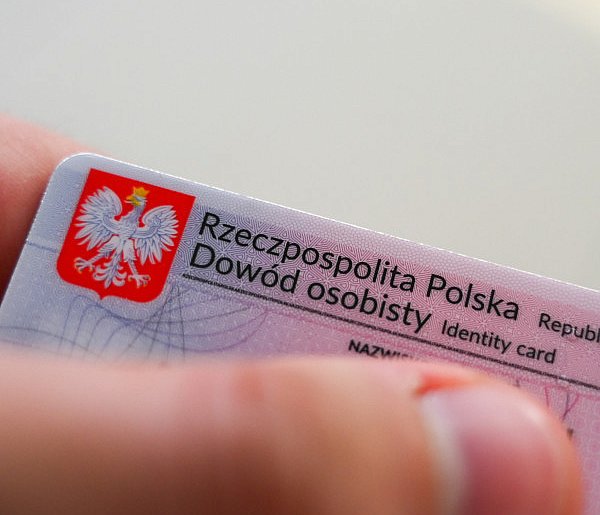 Nie musisz już biec do fotografa. Zdjęcie do dokumentów zrobisz w domu-61301