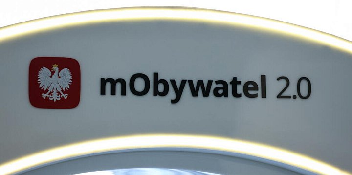 Nauczyciele będą mieli legitymacje służbowe w aplikacji-60422