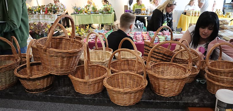 Kiermasz Wielkanocny w MDK Myszkowie – świąteczna atmosfera i lokalne rękodzieło