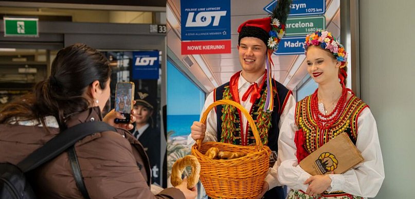 Nowe kierunki z Krakowa: LOT zainaugurował rejsy do Rzymu, Barcelony i Madrytu (Me